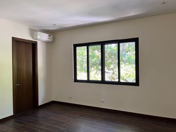 BEAUTIFUL AYALA SOUTHVALE HOUSE FOR SALE