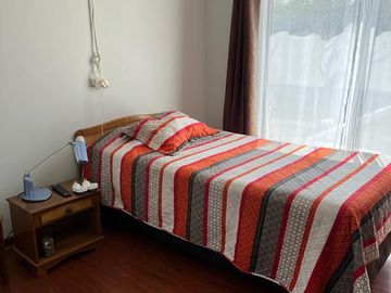 LINDA CASA CERRO RINCONES, JARDINES DEL SUR