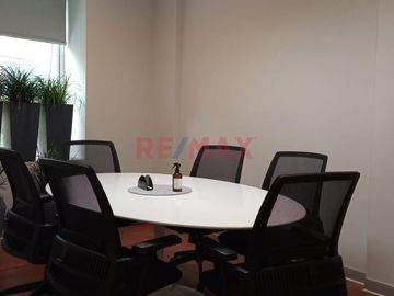 ID: 1055987  Vendo Moderno Edificio Comercial