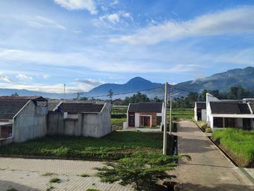 Harga terjangkau Rumah Syariah Bandung Tanpa Bank Bebas Banjir