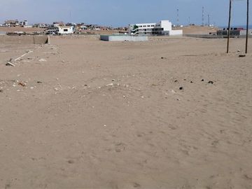 Se Vende Amplio Terreno Comercial/Industrial En Mollendo