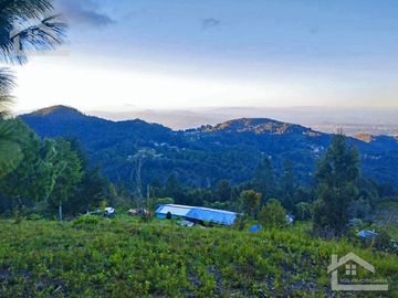 TERRENO CON VISTA PANORÁMICA BELLÍSIMA!!