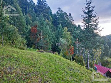 TERRENO CON VISTA PANORÁMICA BELLÍSIMA!!