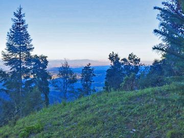 TERRENO CON VISTA PANORÁMICA BELLÍSIMA!!