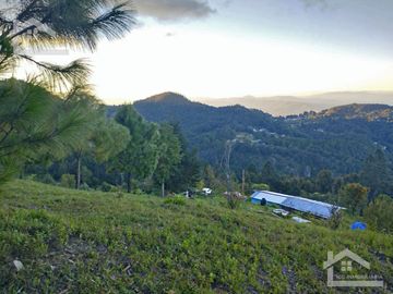 TERRENO CON VISTA PANORÁMICA BELLÍSIMA!!