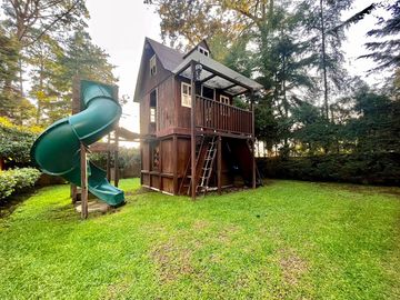CASA EN VENTA EN EL CENTRO DE AVÁNDARO EN VALLE DE BRAVO