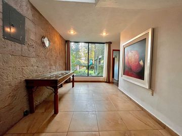 CASA EN VENTA EN EL CENTRO DE AVÁNDARO EN VALLE DE BRAVO