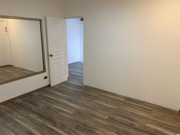 ALQUILO OFICINAS Y/O CONSULTORIOS EN BATALLON CALLAO SUR, CHACARILLA
