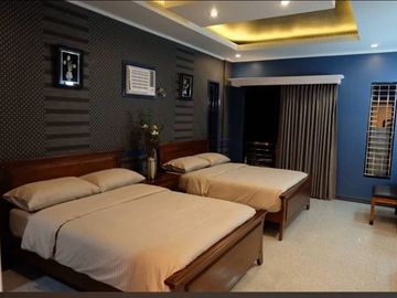 3BR High End House and Lot for Sale at Tagaytay City, Cavite