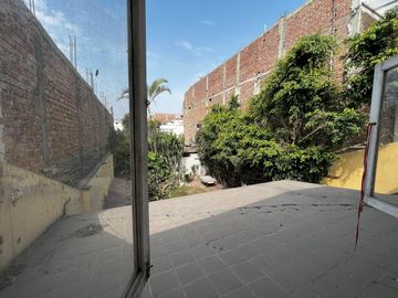 VENDO CHORRILLOS ATRACTIVO TERRENO 300M2 PARAMETROS PARA 6 PISOS