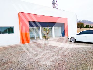 OPORTUNIDAD: SE VENDE LOCAL COMERCIAL Y TERRENO CON 2 FRENTES Y 40% CONSTRUIDO PARA HOTEL