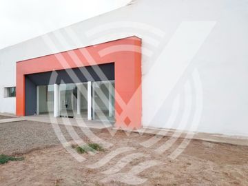 OPORTUNIDAD: SE VENDE LOCAL COMERCIAL Y TERRENO CON 2 FRENTES Y 40% CONSTRUIDO PARA HOTEL