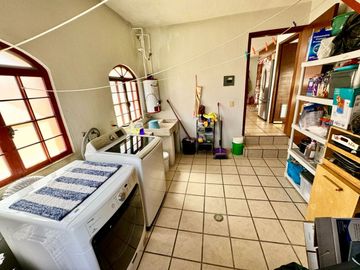 CASA EN VENTA LOMAS DE SANTA ANITA