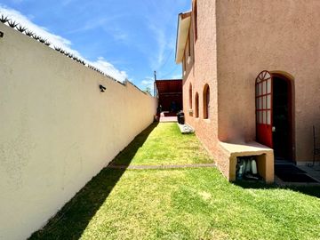 CASA EN VENTA LOMAS DE SANTA ANITA