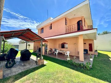 CASA EN VENTA LOMAS DE SANTA ANITA