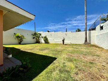 CASA EN VENTA LOMAS DE SANTA ANITA