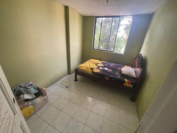 CASA DE TRES PISOS CON LOCAL COMERCIAL EN VENTA EN LA PRIMERO DE MAYO PORTOVIEJO