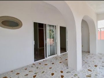 EN VENTA CASA EN FRACCIONAMIENTO RESIDENCIAL CERRADO EN JARDINES DE SATELITE