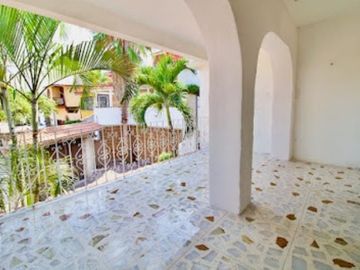EN VENTA CASA EN FRACCIONAMIENTO RESIDENCIAL CERRADO EN JARDINES DE SATELITE