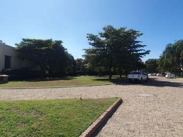 Terreno en venta en Condominio Hacienda del Oro al sur de Guadalajara