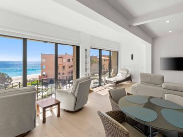 Penthouse con vista al mar y acceso a amenidades de Hotel Zoetry, venta San Jose del cabo.