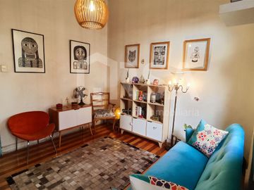 Hermosa casa remodelada en calle Toesca de 4 habitaciones