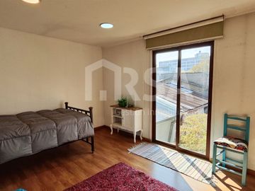 Hermosa casa remodelada en calle Toesca de 4 habitaciones