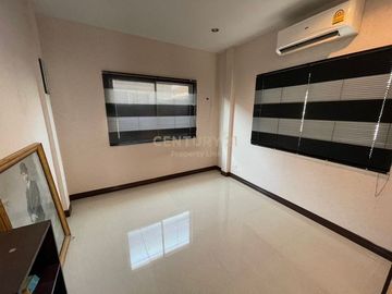 Sell/Rent Twin House Greenery By Niraville Ekachai-Phojae Ekachai Road/34-TH-66006