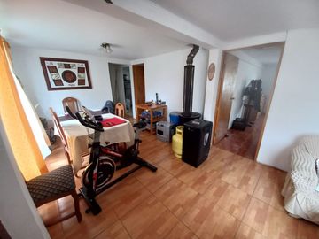 VENDO CASA ESQUINA TOTALMENTE AISLADA EN LA COMUNA DE MAULE
