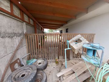 VENDO CASA ESQUINA TOTALMENTE AISLADA EN LA COMUNA DE MAULE