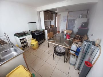 VENDO CASA ESQUINA TOTALMENTE AISLADA EN LA COMUNA DE MAULE