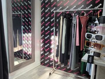 VENTA DE AMPLIO DEPARTAMENTO EN TERCER PISO EN EL CENTRO DE CHICLAYO