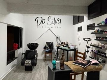 VENTA DE AMPLIO DEPARTAMENTO EN TERCER PISO EN EL CENTRO DE CHICLAYO
