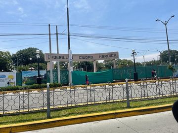 ¡Gran Oportunidad! Casa A Precio De Terreno En Urb. Los Laureles