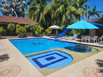 Casa Amoblada en arriendo permanente en conjunto en Ricaurte- Cundinamarca