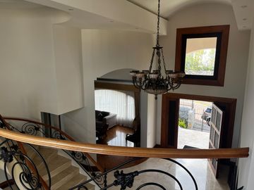 Urb Rancho San Francisco Casa de Venta de 5 habitaciones o dormitorios Cumbayá Quito Ecuador