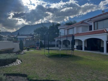 Urb Rancho San Francisco Casa de Venta de 5 habitaciones o dormitorios Cumbayá Quito Ecuador