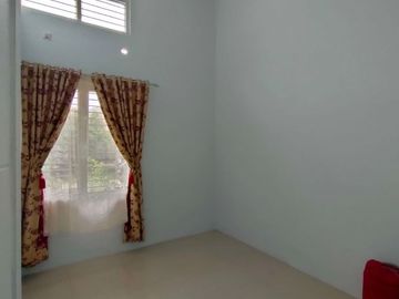 Rumah Minimalis Modern Halaman Luas di Puri Bintaro Residence, Ciputat