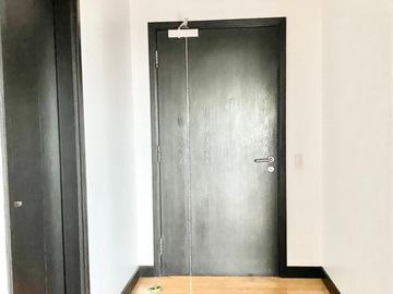 The Residences at Greenbelt 3 Bedroom For Sale! With 2 Parking slots near Park Terraces Garden Towers Raffles Condo in Makati