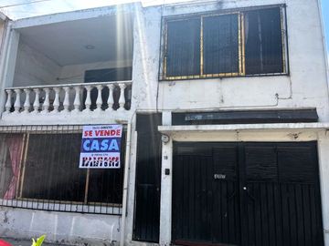 Casa en Venta en Fraccionamiento Miraflores en Tlalnepantla, Estado de México