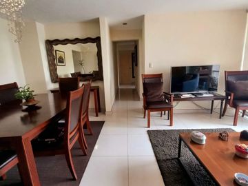 VENTA EN CORAZON DE MIRAFLORES APARTAMENTO FLAT 124.32 M2 VIVE CON COMODIDAD SEGURIDAD Y CERCA DE TODO