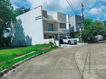 For Sale Brandnew 4 Bedrooms House in Consolacion