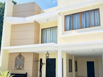 For Sale Brandnew 4 Bedrooms House in Consolacion