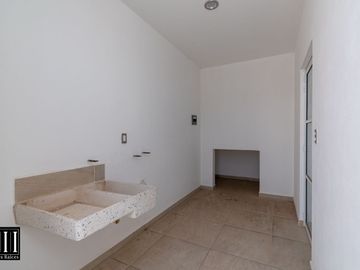 CASA VENTA EL ENCINO RESIDENCIAL AGRADABLES ESPACIOS 3 REC. 4 BAÑOS, AREAS VERDES, TRANQUILIDAD
