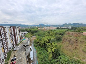 SE VENDE APARTAMENTO EN MIRADOR DE LA PRADERA PISO 16