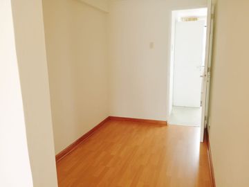 EXCELENTE UBICACION DEPARTAMENTO EN SAN ISIDRO