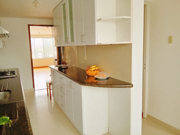 EXCELENTE UBICACION DEPARTAMENTO EN SAN ISIDRO