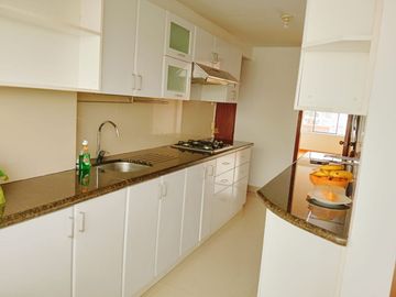 EXCELENTE UBICACION DEPARTAMENTO EN SAN ISIDRO