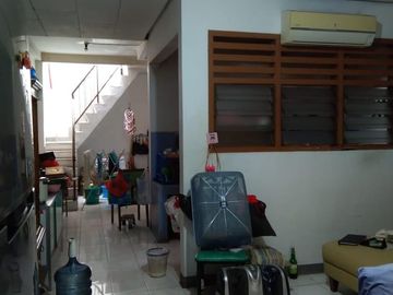 Rumah Tua Area Kramat Pulo, 600 M Ke Kramat Raya