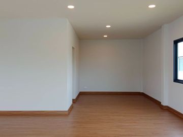 House for sale at Centro Bangna. 4 bedrooms 5 bathrooms  and maid room with living area 289 sq.m. Fully fitted and ready to move in.